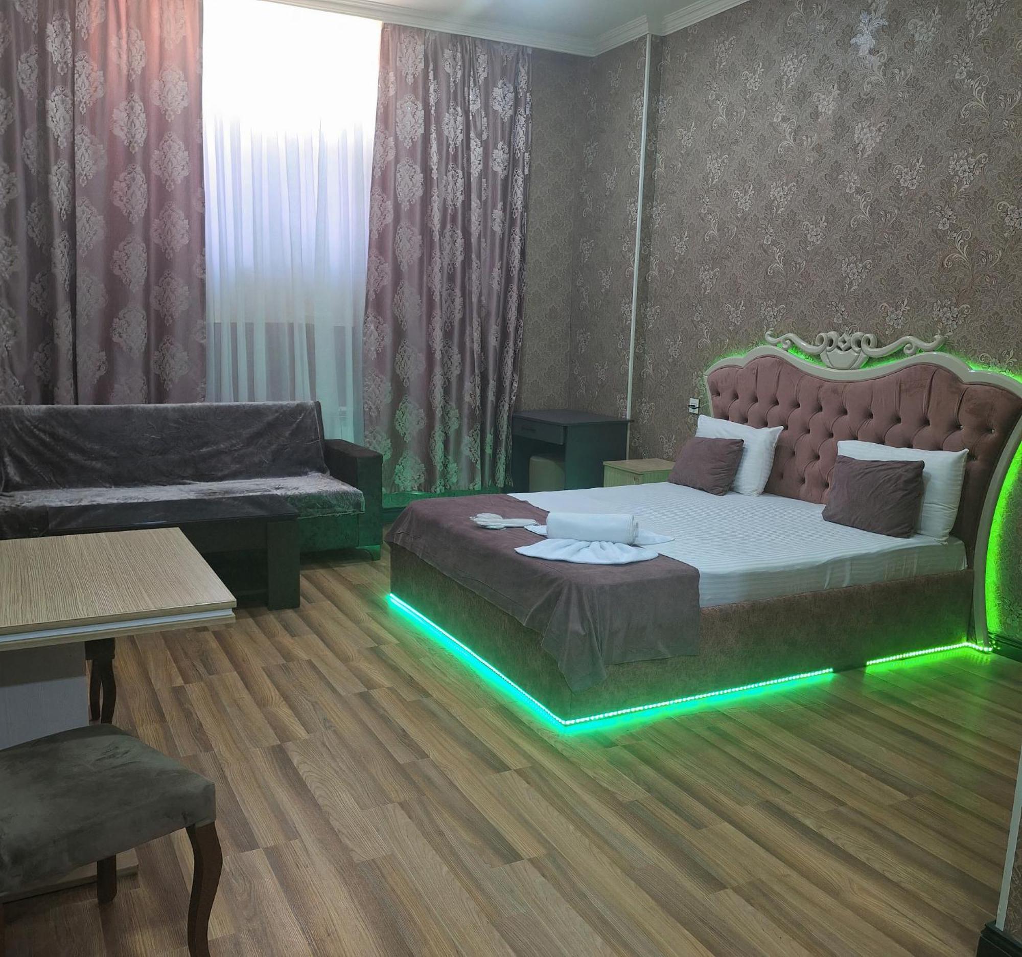 Nord West Hotel Баку Екстериор снимка