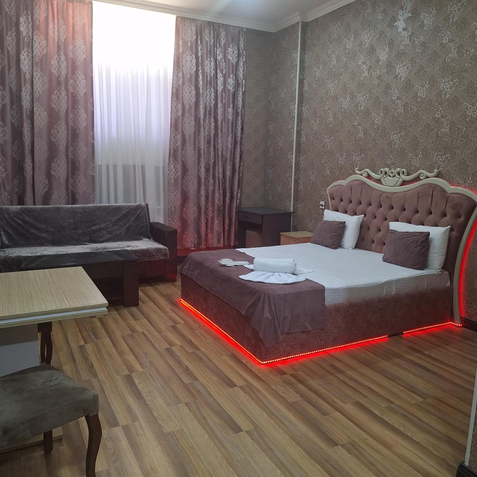 Nord West Hotel Баку Екстериор снимка